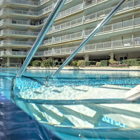 31 Ag Aquamarina Apartment