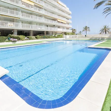 31 Ag Aquamarina Apartment *