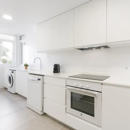 31 Ag Aquamarina Apartment