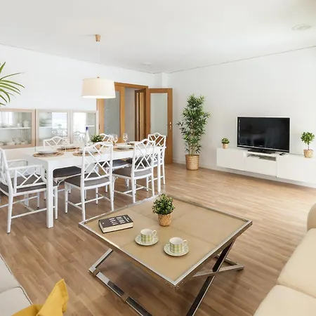 31 Ag Aquamarina Apartment